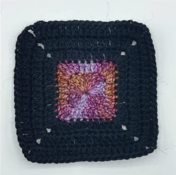 No Holes Mini Solid Square Pattern